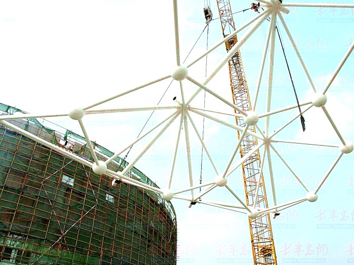 襄阳体育馆网架安装